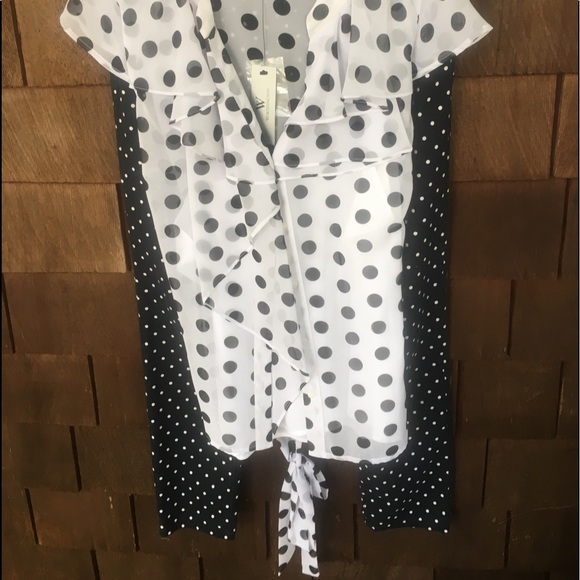 Black pants white poke a dots lightly worn - Picture 7 of 7